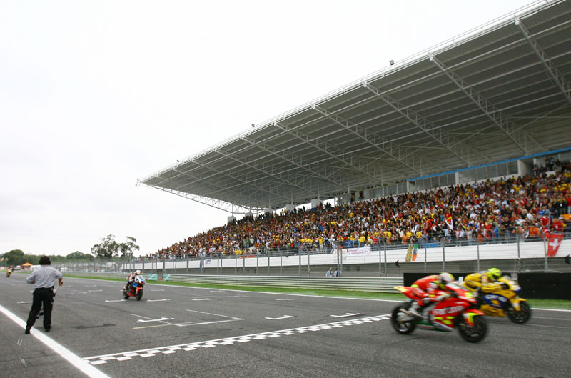 GRAN PREMIO MOTOCICLISMO QATAR 2006 gran premio motociclismo qatar 2006: