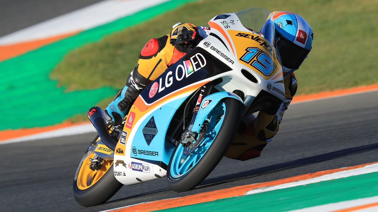 Jorge Martín rompe el récord de Valencia y suma su novena pole del año