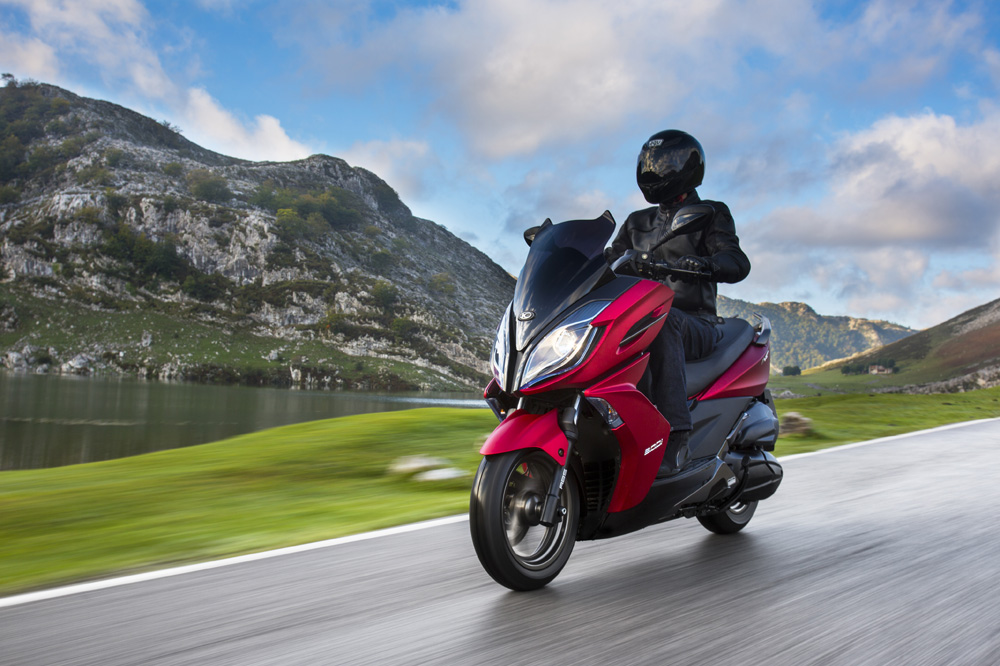 Kymco K-XCT125i ABS y Kymco 300i ABS | Novedades Kymco K-XCT125i ABS y Kymco 300i ABS | Novedades