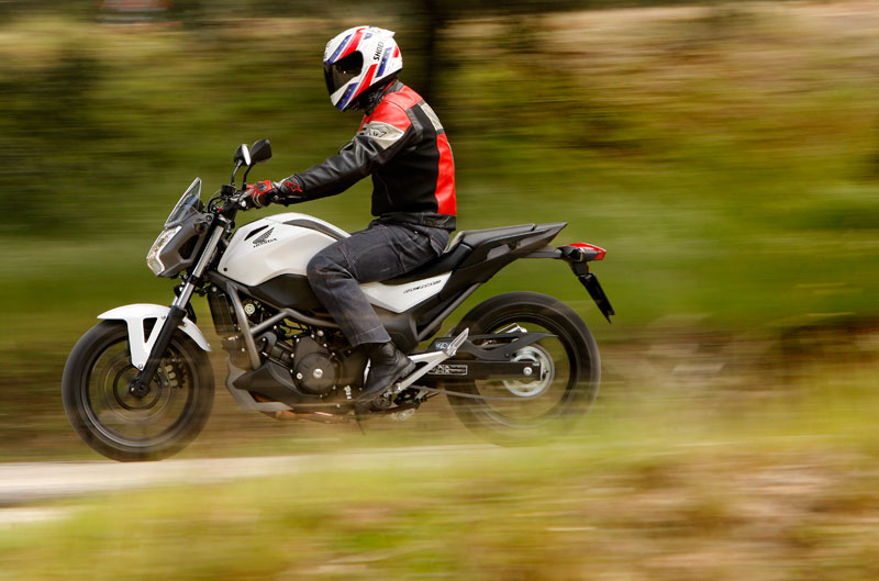 Honda nc700s вес