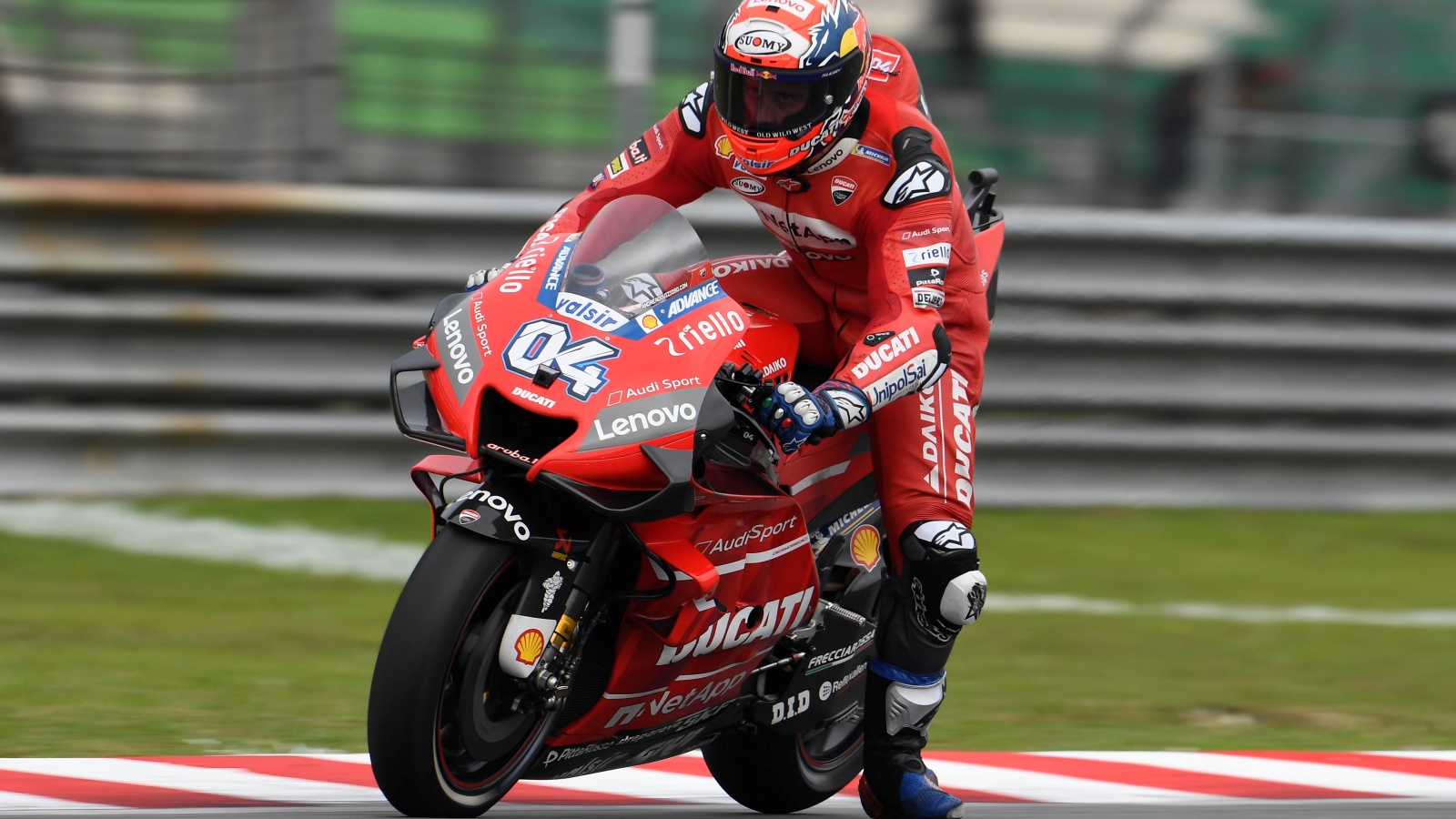 Maverick Viñales vence a Marc Márquez en Sepang con una carrera perfecta