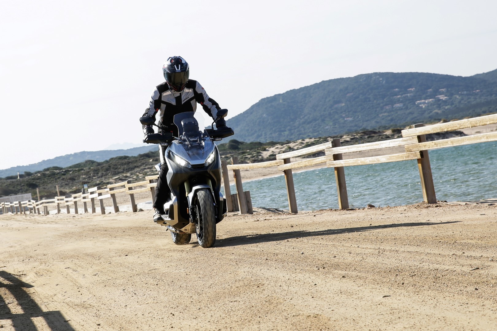 Fotos Honda X-ADV 2107