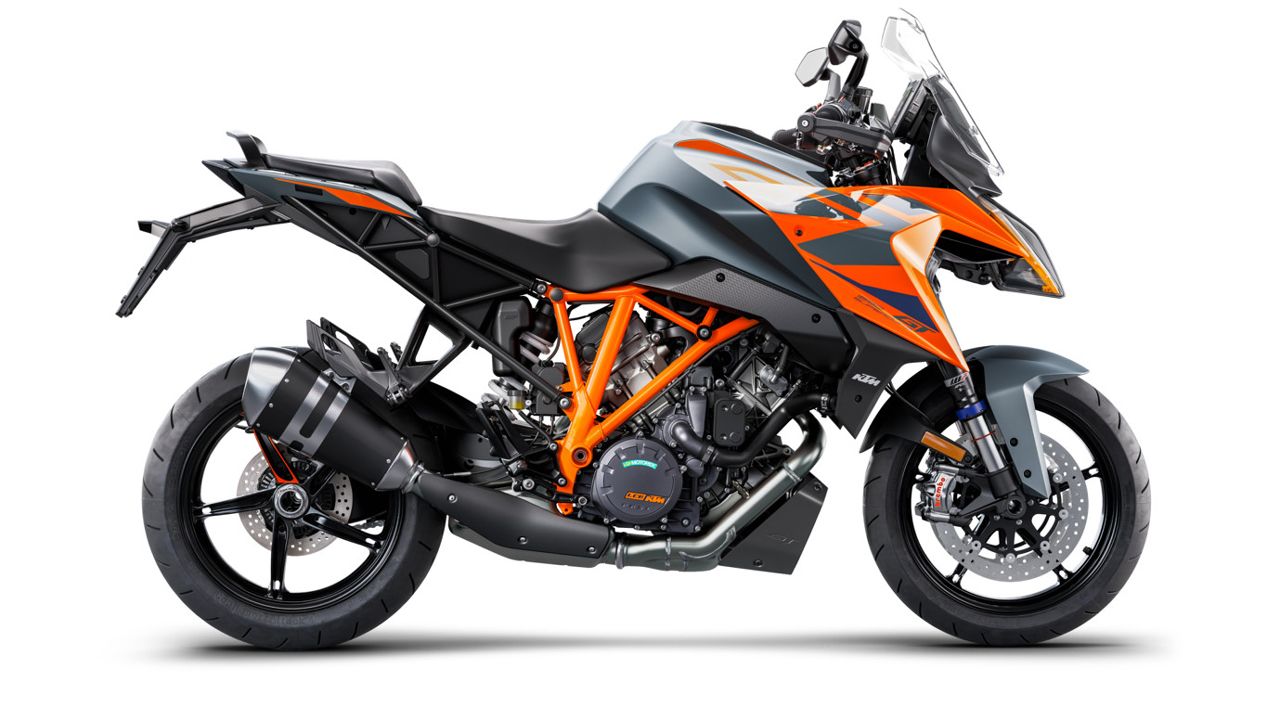 KTM 1290 Super Duke GT 2022