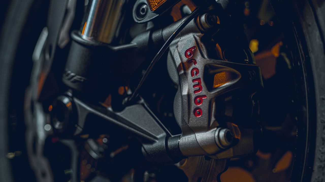 KTM 1290 Super Duke GT 2022