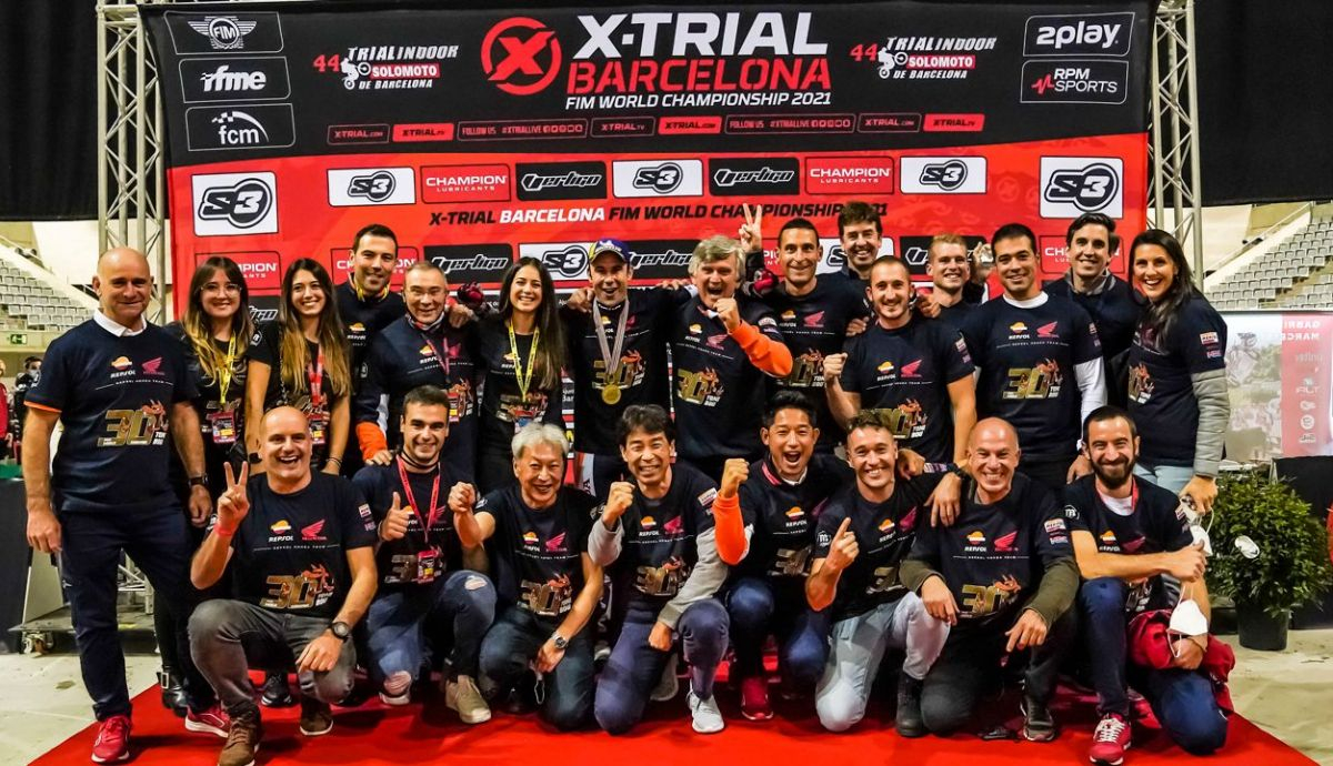 Toni Bou: “las carreras de trial indoor son mi hábitat natural”. Toni Bou: “las carreras de trial indoor son mi hábitat natural”.
