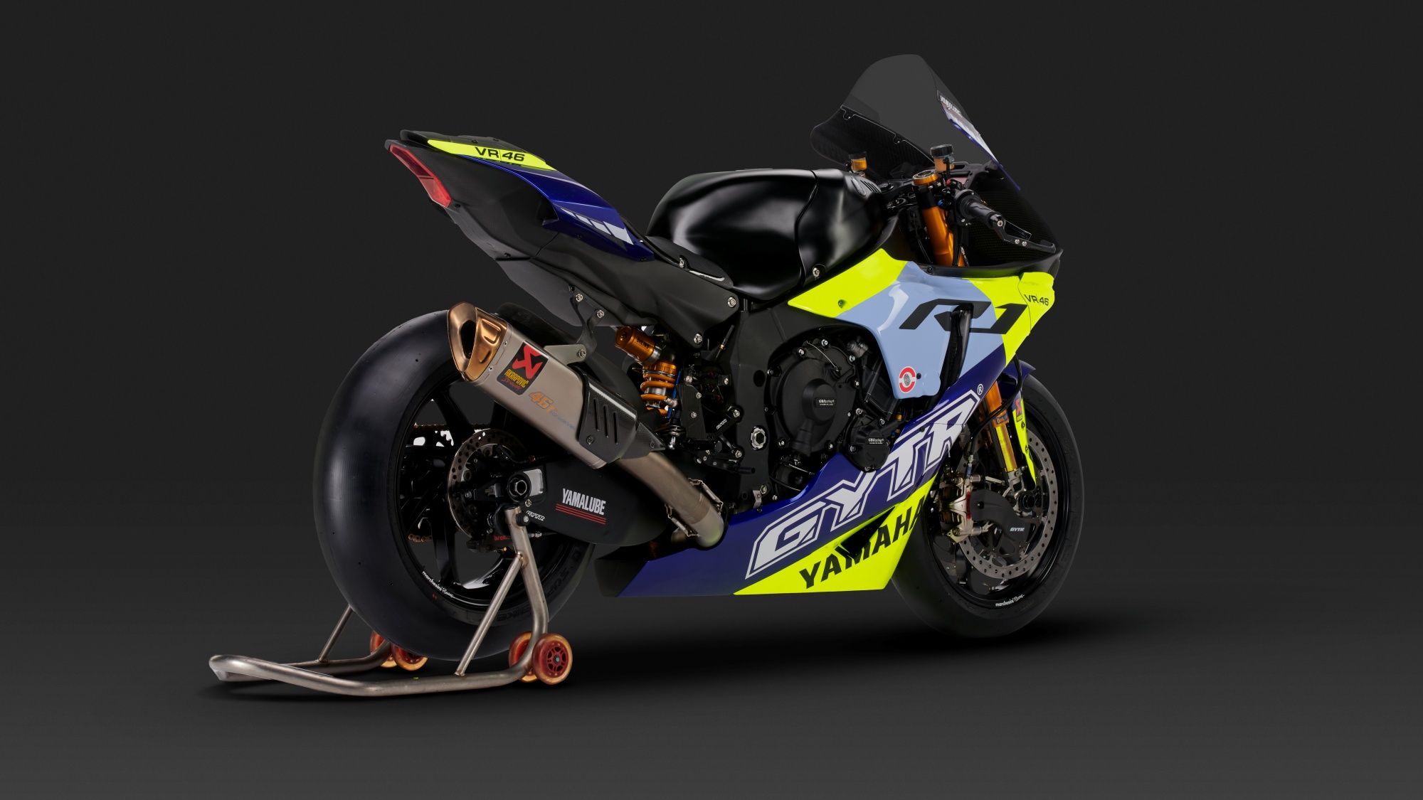 Yamaha R1 GYTR VR46 Tribute Valentino Rossi 03