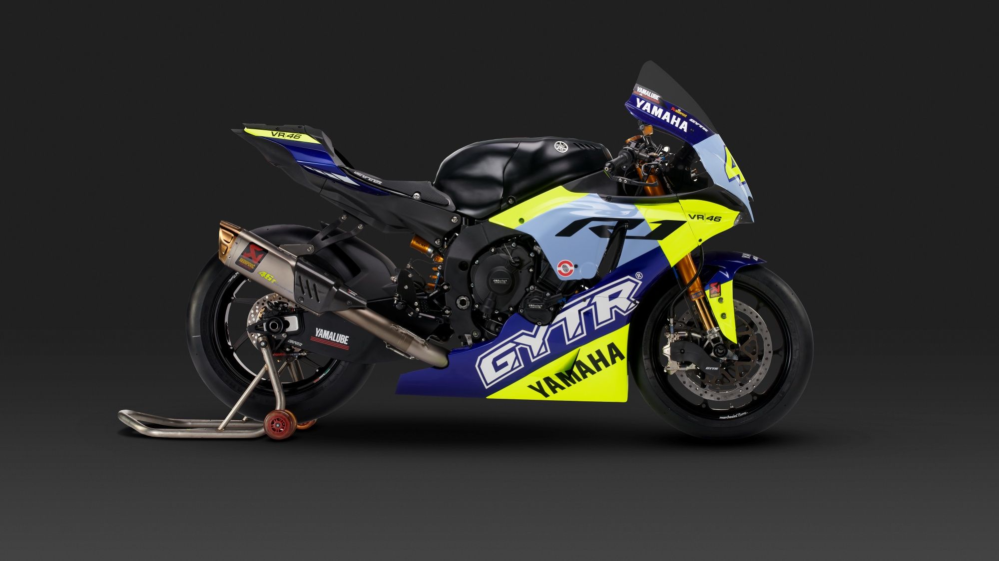 Yamaha R1 GYTR VR46 Tribute Valentino Rossi 04