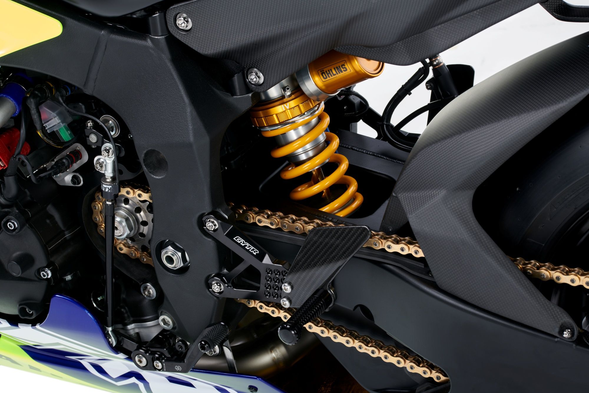 Yamaha R1 GYTR VR46 Tribute Valentino Rossi 09