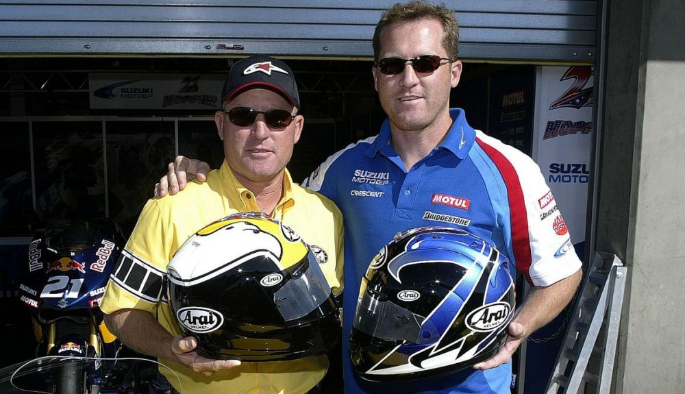 Kenny Roberts y Kenny Roberts Jr, ambos campeones del mundo. Fuente: Gold & Goose Kenny Roberts y Kenny Roberts Jr, ambos campeones del mundo. Fuente: Gold & Goose