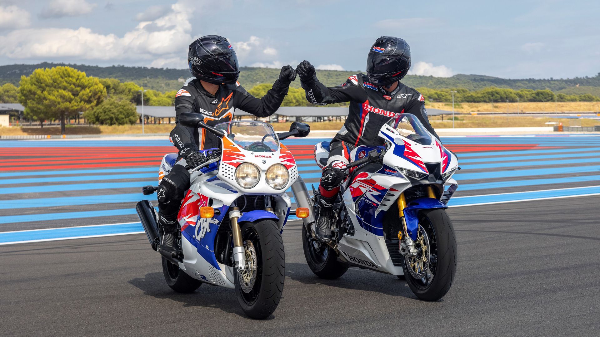 Honda CBR1000RR 2022 30 Aniversario (14)