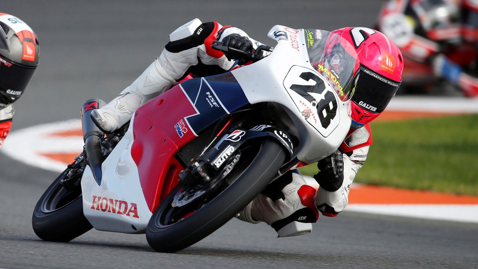Máximo Martínez se llevó el título de la European Talent Cup 2021 ganando tres de las últimas cuatro carreras
