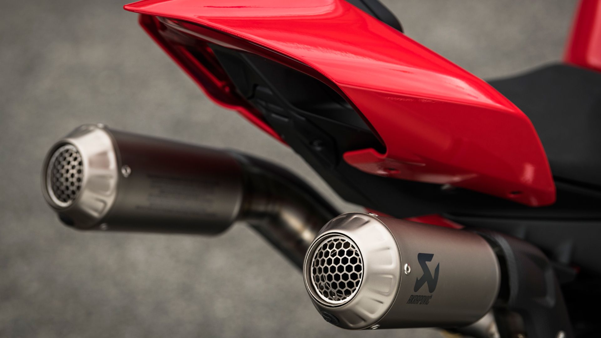 Ducati Panigale V4S 2022 Performance (3)