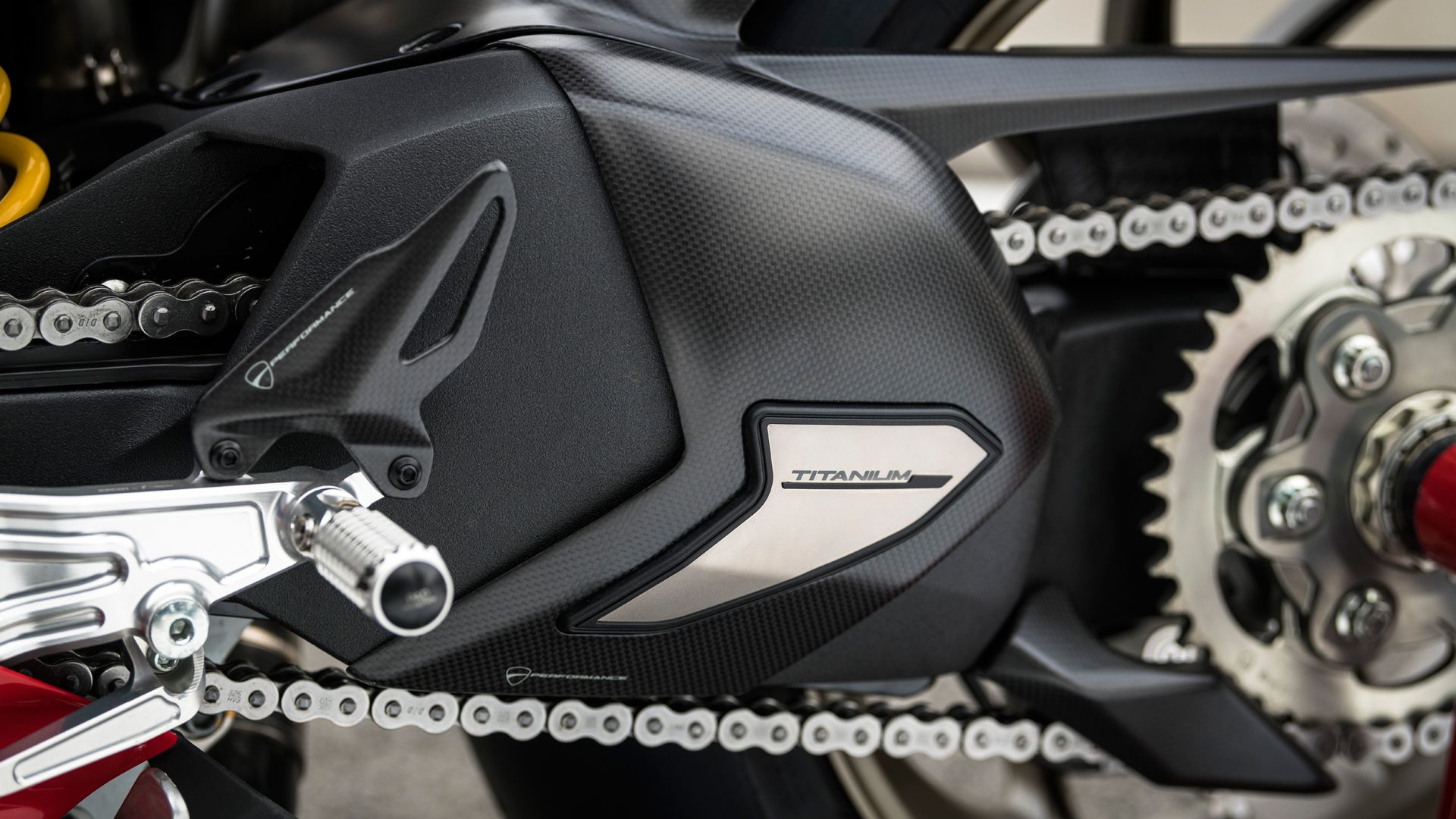 Ducati Panigale V4S 2022 Performance (4)
