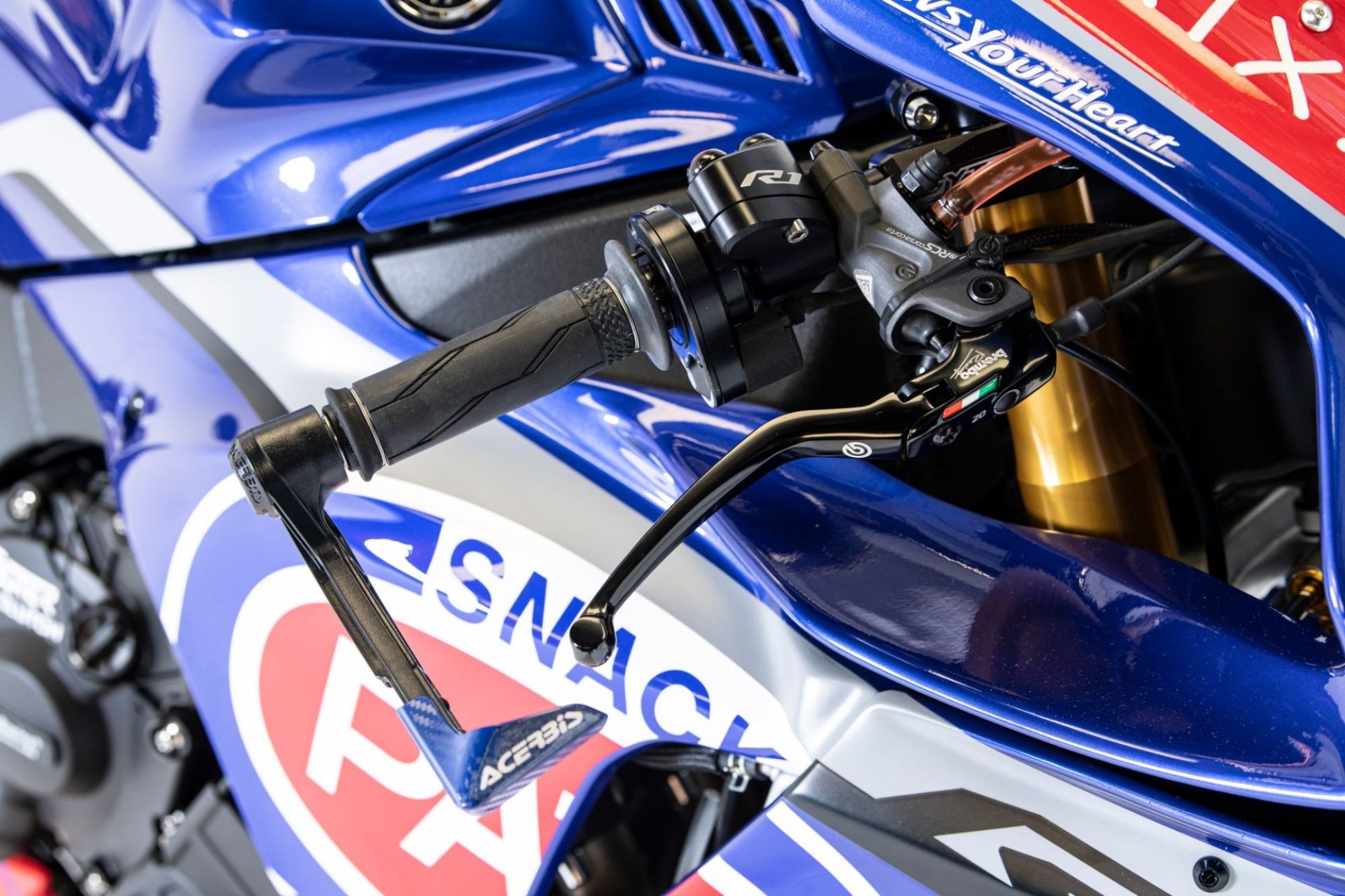 Toprak Razgatlıoğlu Yamaha R1 World Championship Replica 07