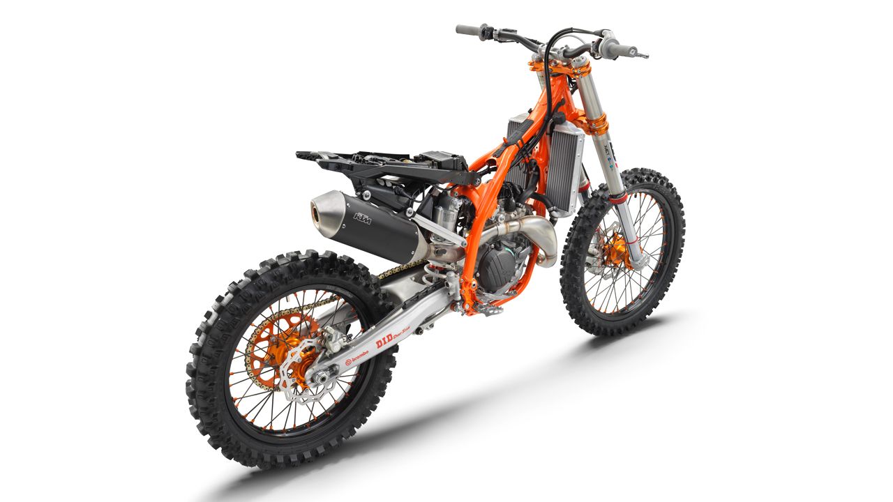 KTM 450 SXF Factory Edition 2022.