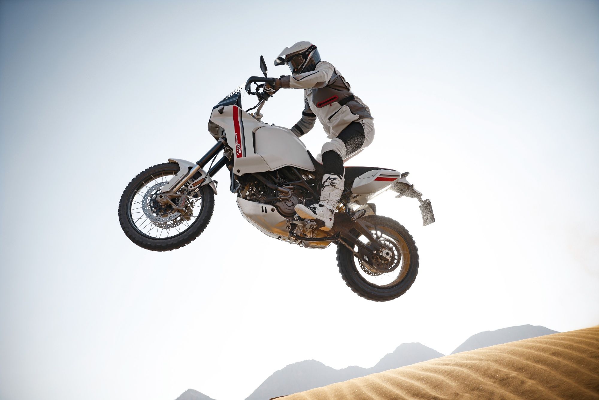 Ducati DesertX 2022 59