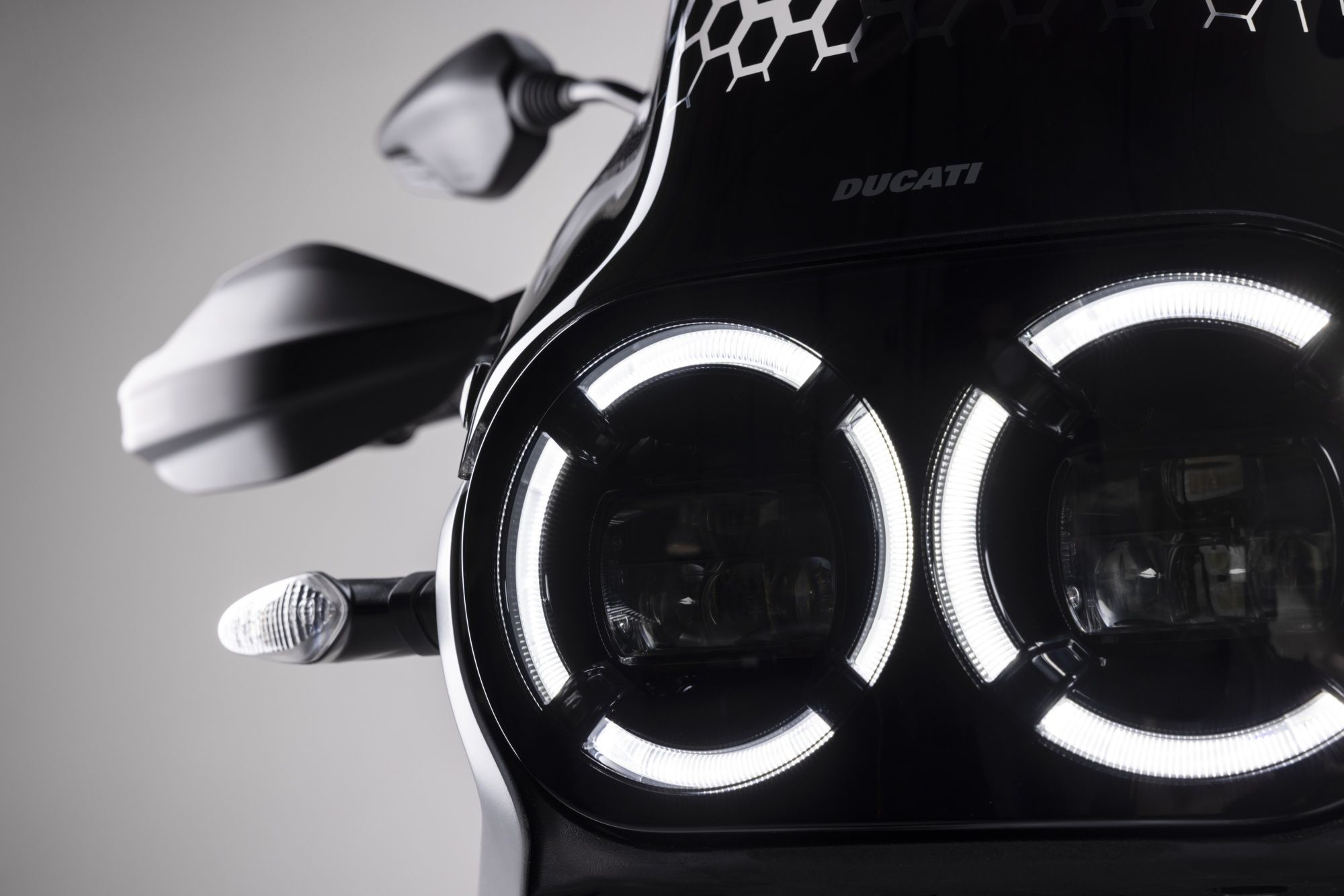 Ducati DesertX 2022 17