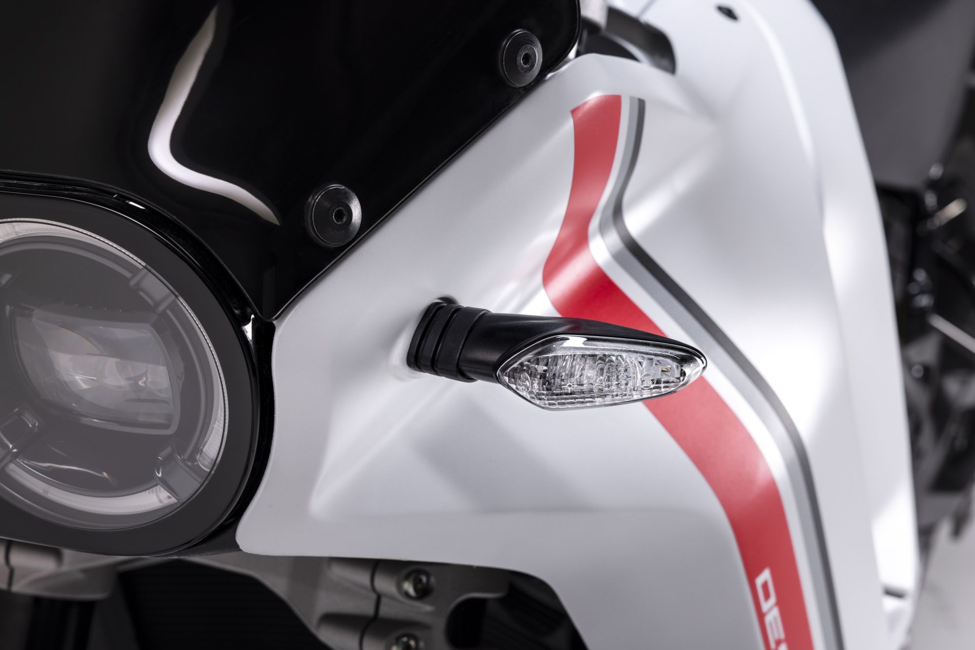 Ducati DesertX 2022 18