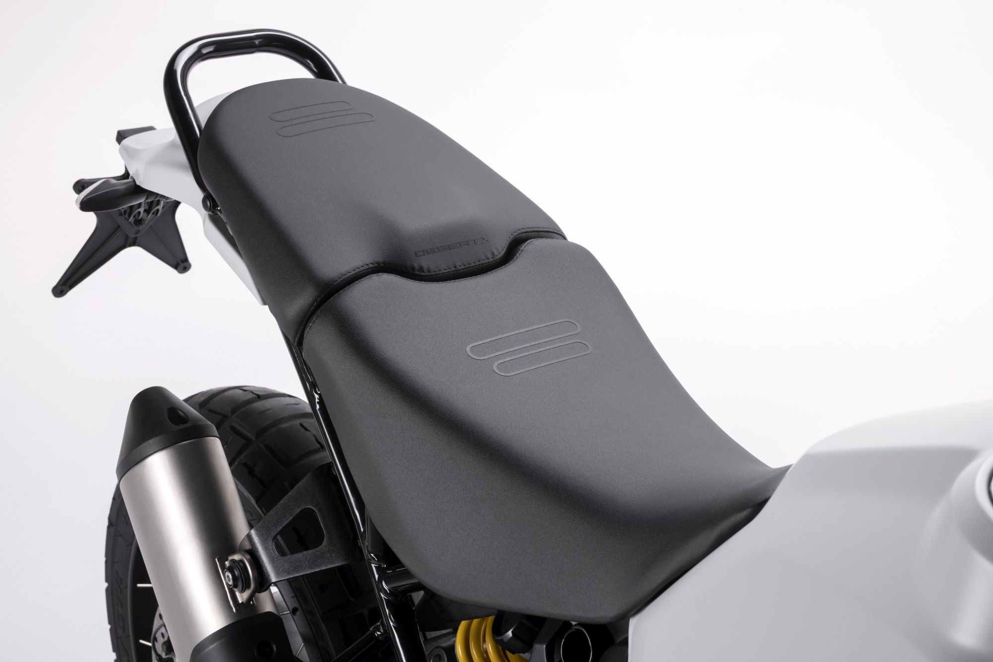 Ducati DesertX 2022 26