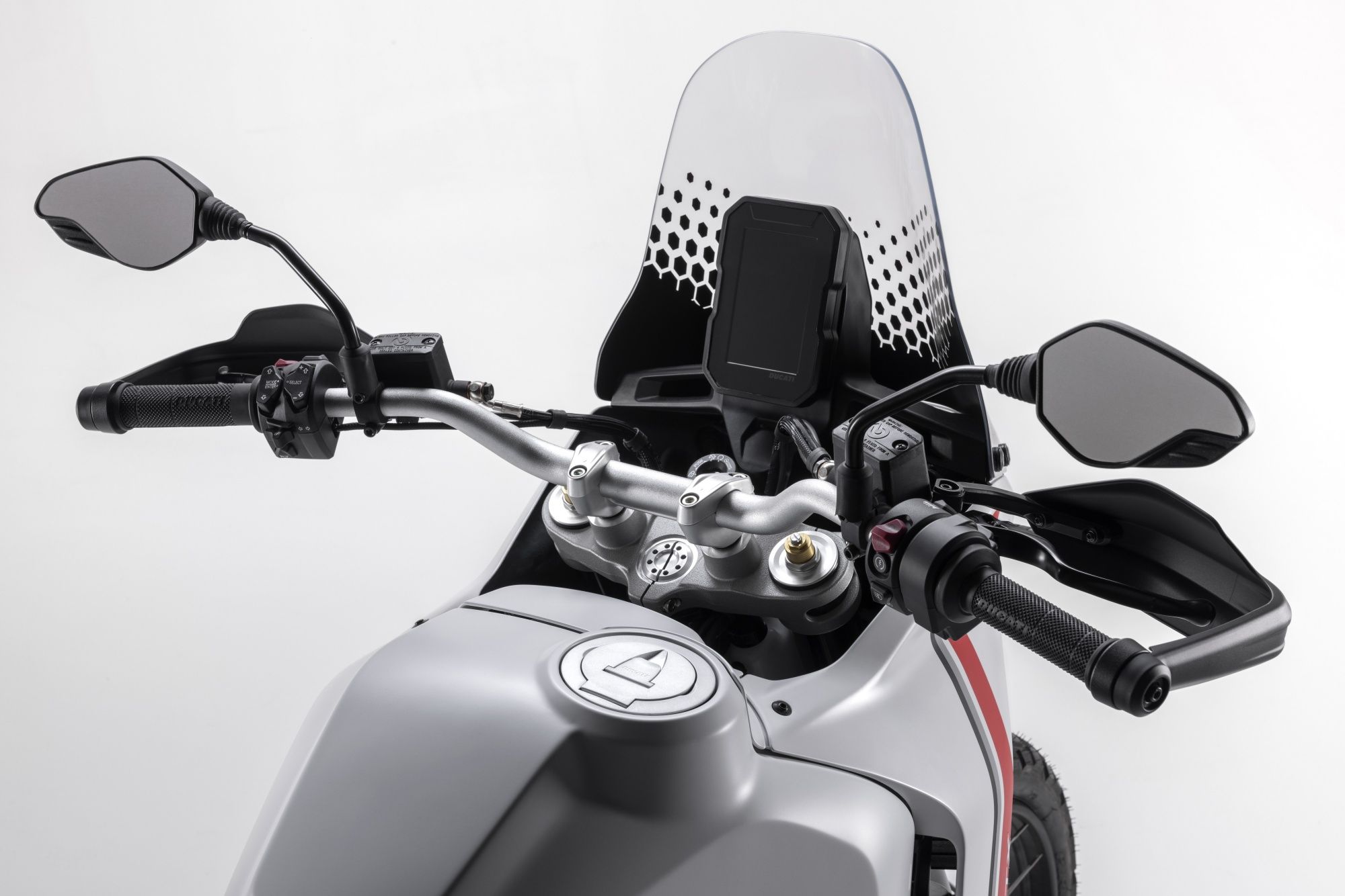 Ducati DesertX 2022 29