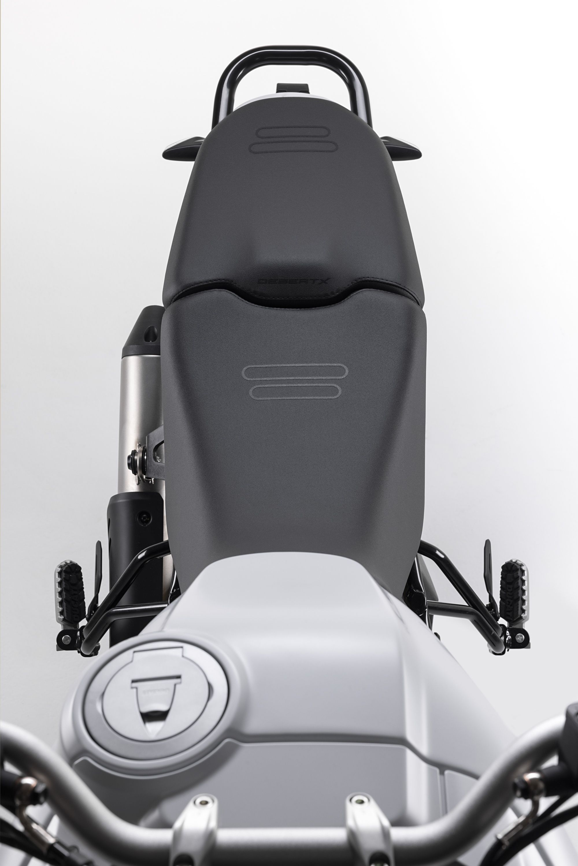 Ducati DesertX 2022 34