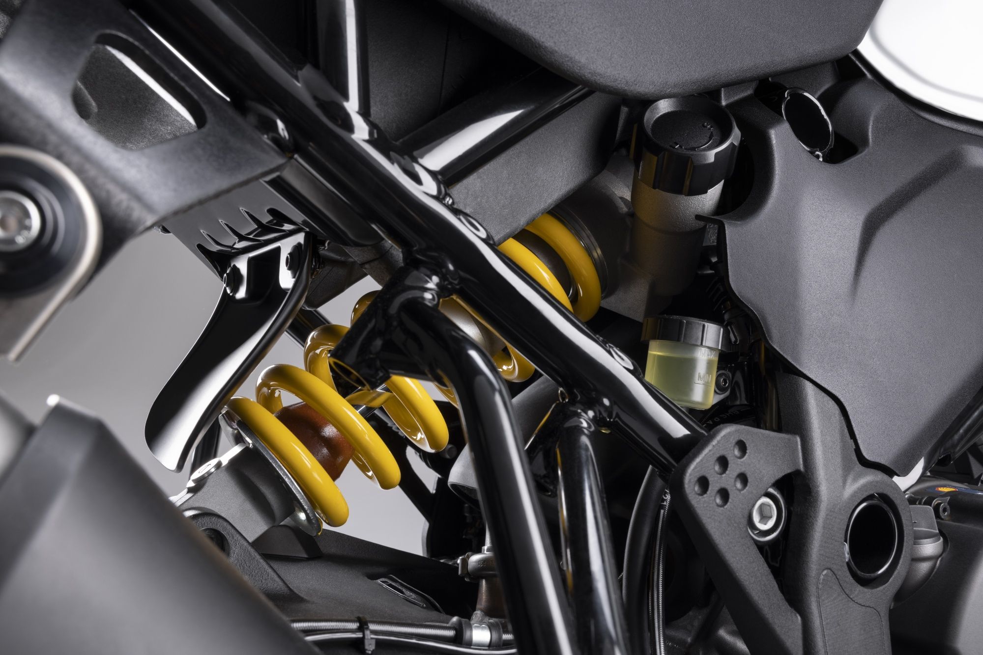 Ducati DesertX 2022 42