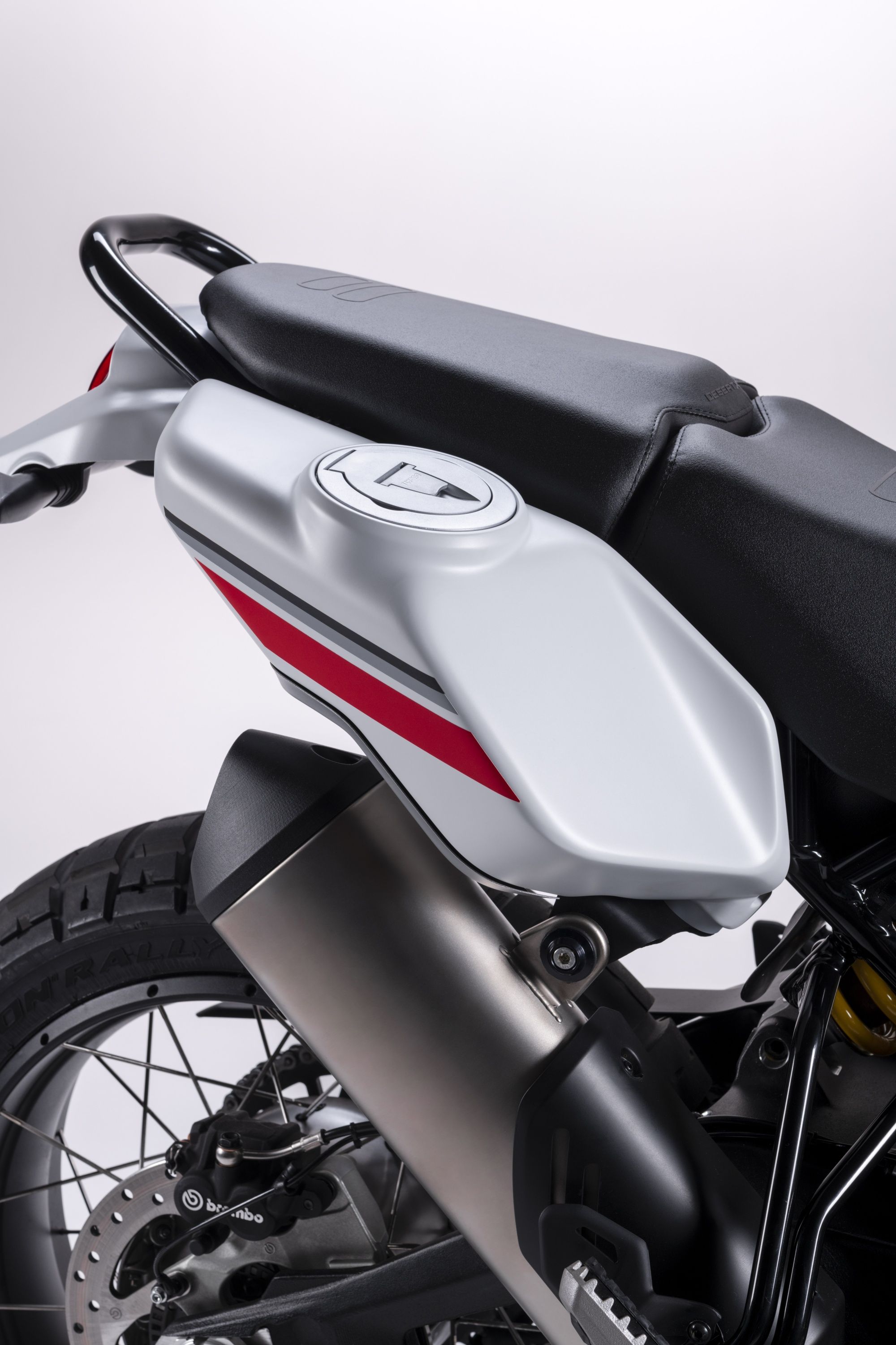 Ducati DesertX 2022 49