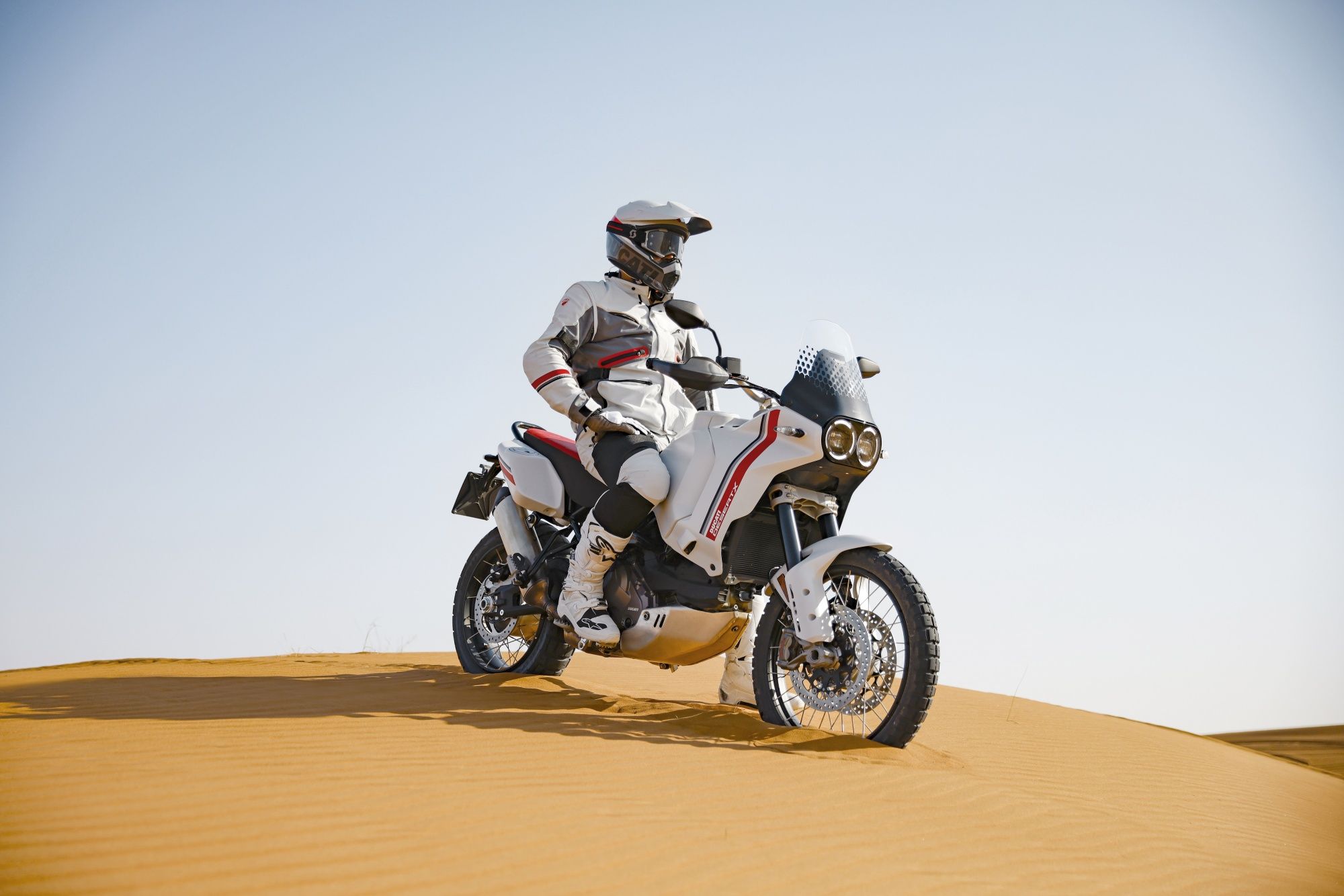 Ducati DesertX 2022 52