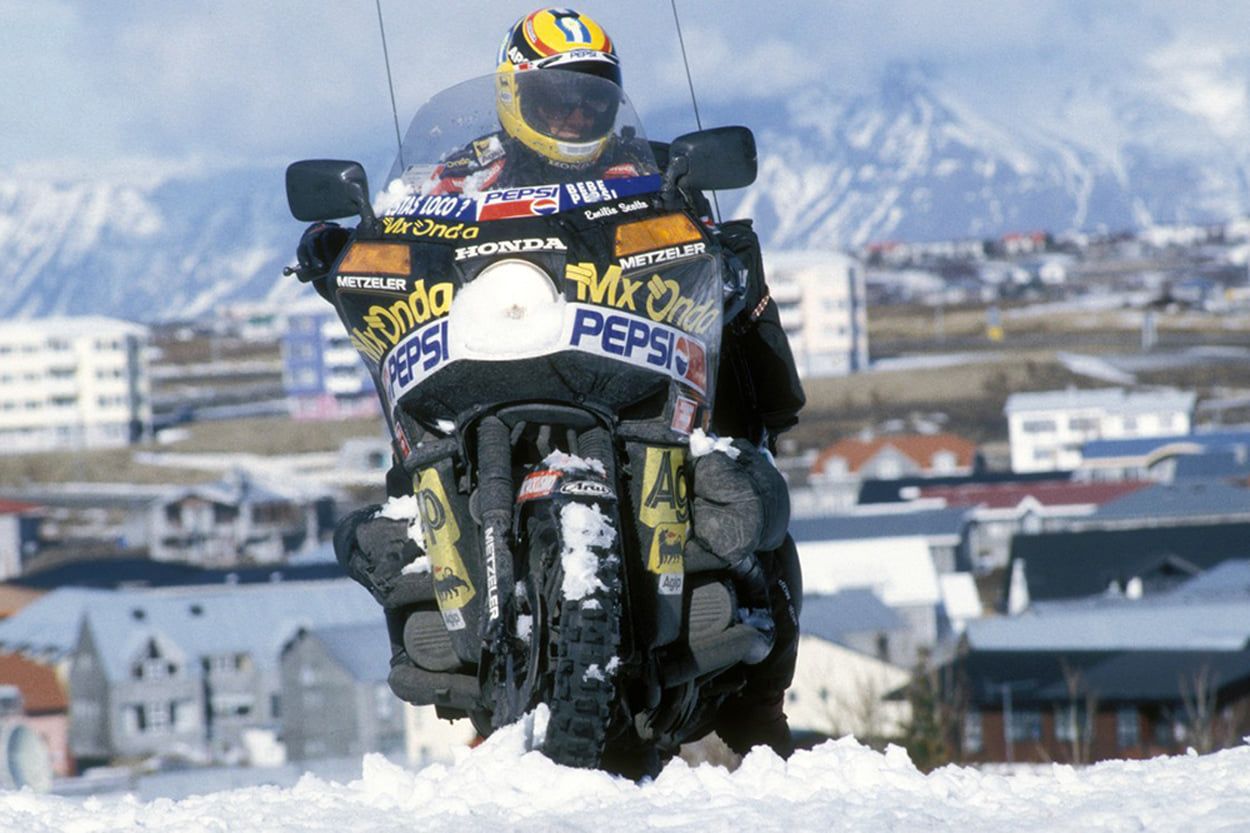 Emilio Scotto tiene el récord del viaje más largo en moto. Fuente: emilioscotto.com