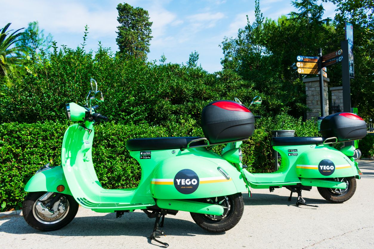 Servicio de motosharing en Barcelona. Fuente: iStock/Michael Vi
