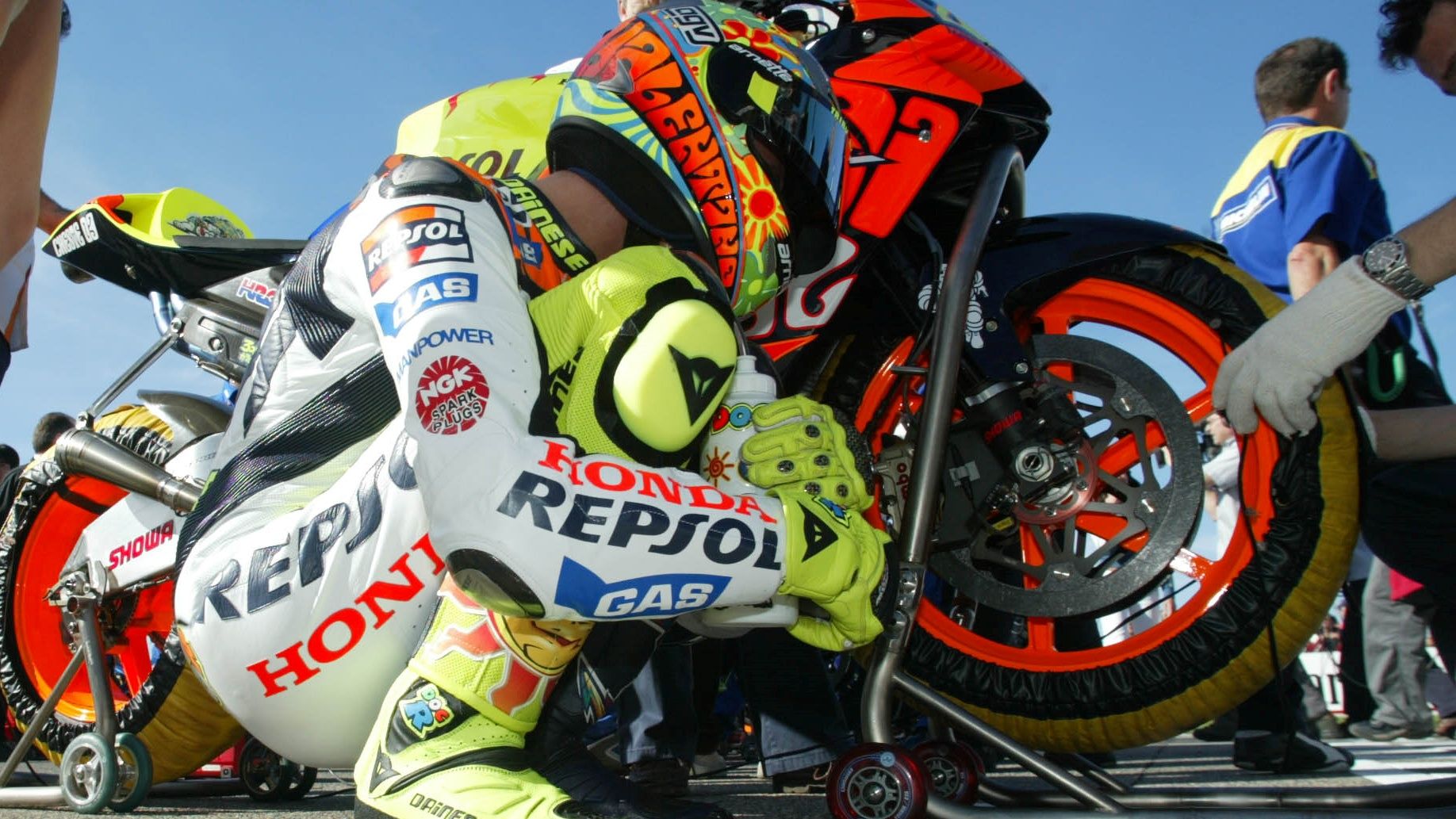 Valentino Rossi logró en Valencia su novena pole de 2003, el año que más poles consiguió