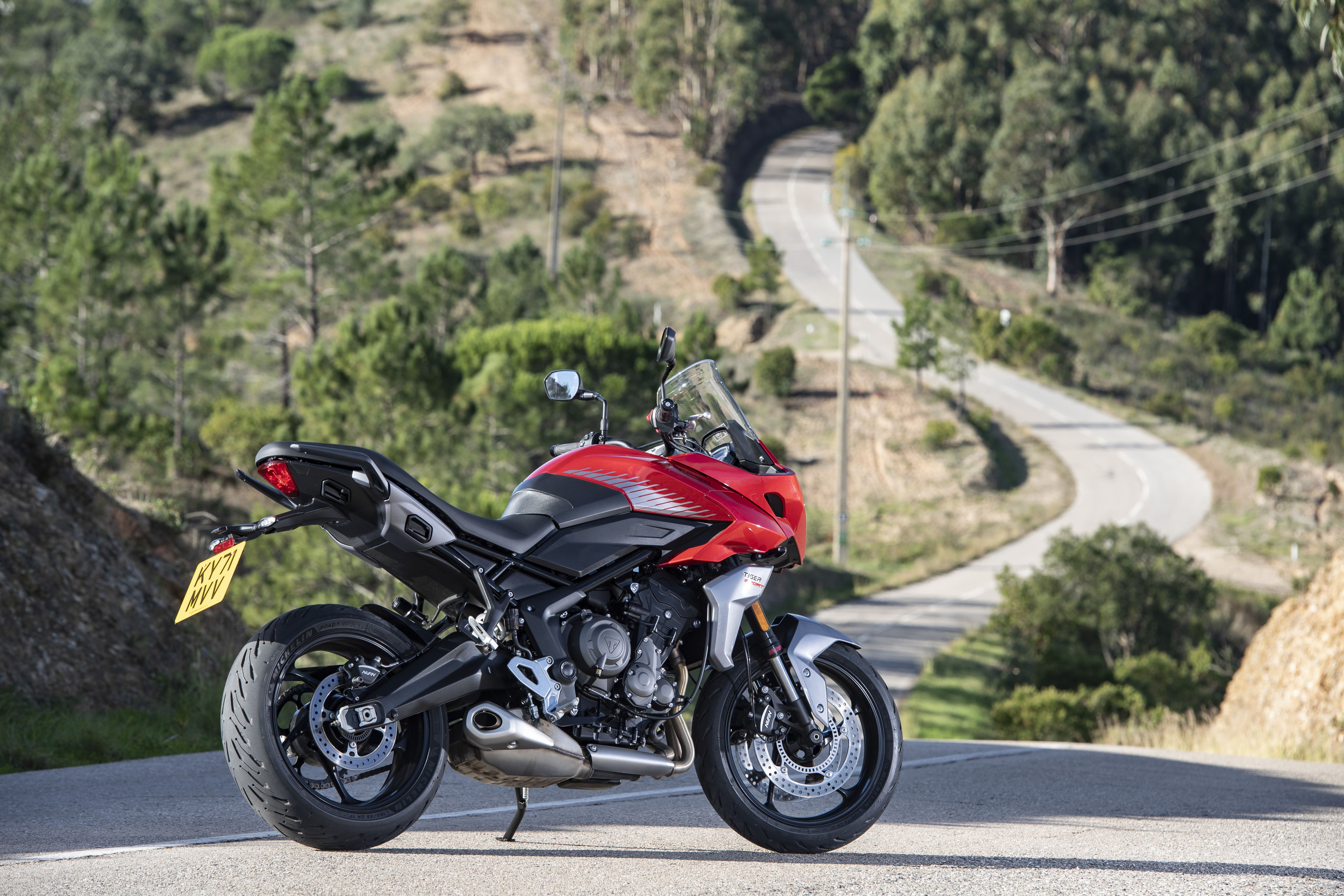 Triumph Tiger Sport 660 Statics 011