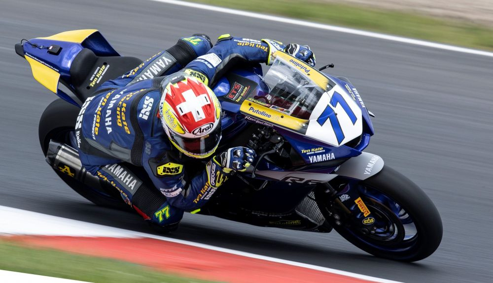 Dominique Aegerter ha sido el campeón mundial de Supersport en 2021 Dominique Aegerter ha sido el campeón mundial de Supersport en 2021