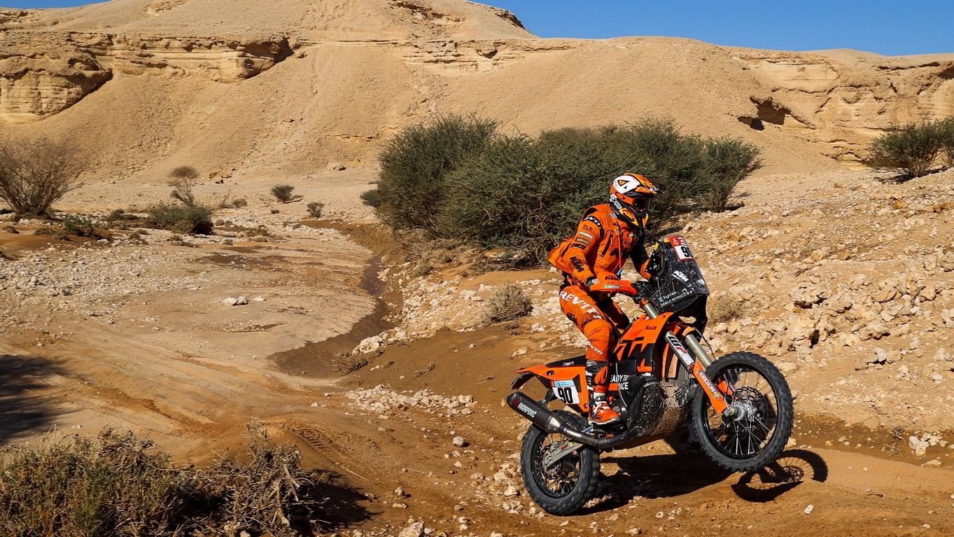 Danilo Petrucci hace historia tras ganar la etapa 5 del Dakar 2022