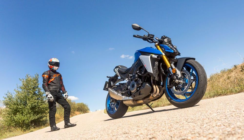 Suzuki GSX-S1000 Suzuki GSX-S1000