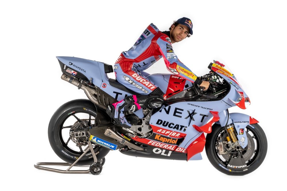 Ducati Desmosedici GP21 Gresini MotoGP 2022 Enea Bastianini Fabio Di Giannantonio 06