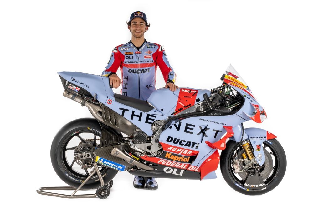 Ducati Desmosedici GP21 Gresini MotoGP 2022 Enea Bastianini Fabio Di Giannantonio 32