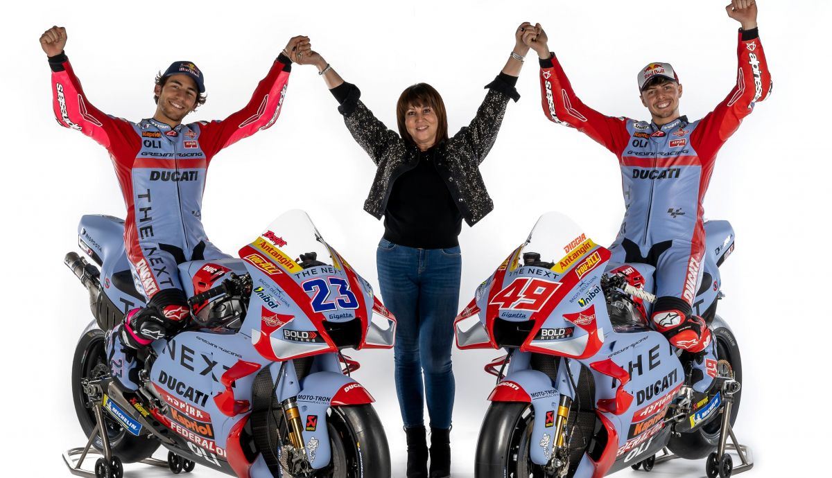 Las Ducati del Gresini Racing para MotoGP 2022 con Nadia Padovani junto a Enea Bastianini y Fabio Di Giannantonio