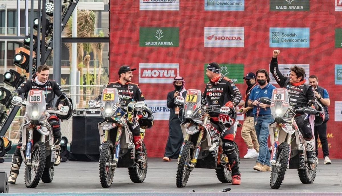 Las cuatro Rieju terminaron el Dakar 2022 con Daniel Nosiglia y Joan Pedrero Las cuatro Rieju terminaron el Dakar 2022 con Daniel Nosiglia y Joan Pedrero