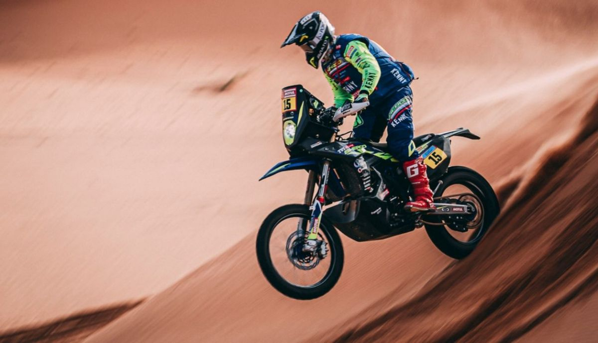 Lorenzo Santolino pierde muchas opciones al podio del Dakar 2022