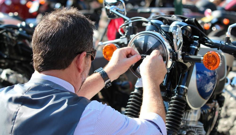 Participante de la Distinguished Gentleman's Ride. Fuente: iStock/SGAPhoto