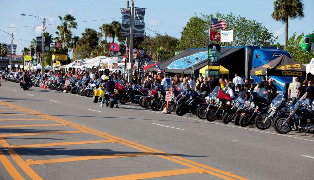 Daytona Bike Week. Fuente: iStock/Aneese Daytona Bike Week. Fuente: iStock/Aneese