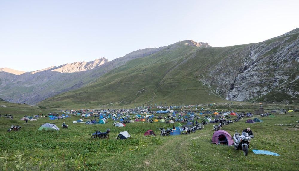 Acampada de Stella Alpina. Fuente: iStock/ Aljndr Acampada de Stella Alpina. Fuente: iStock/ Aljndr