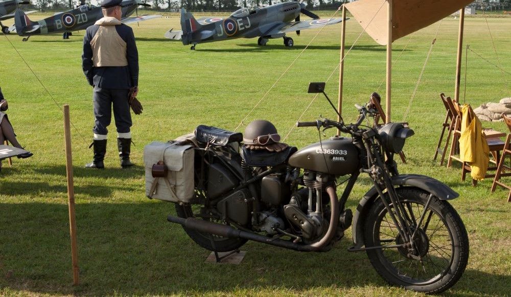 Moto clásica en el Goodwood Festival. Fuente: iStock/Spod