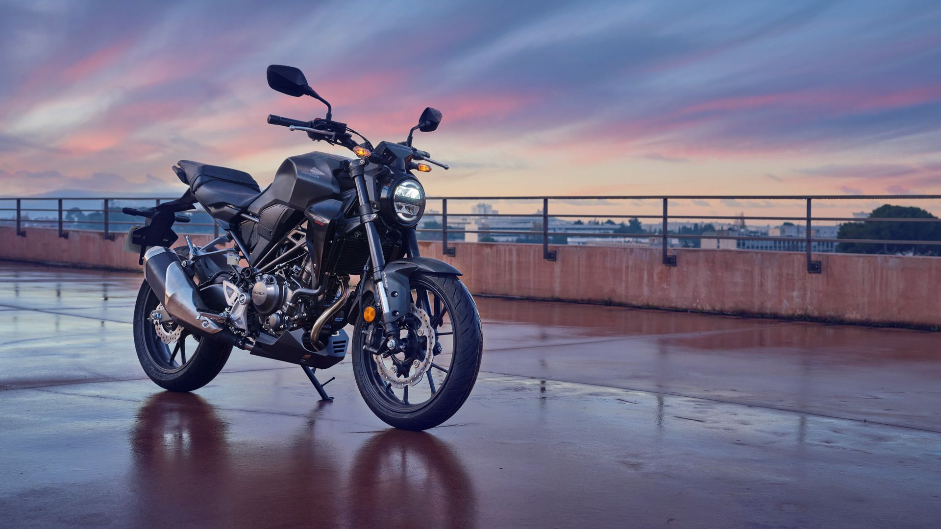 Honda CB300R 2022 Estatica (4)