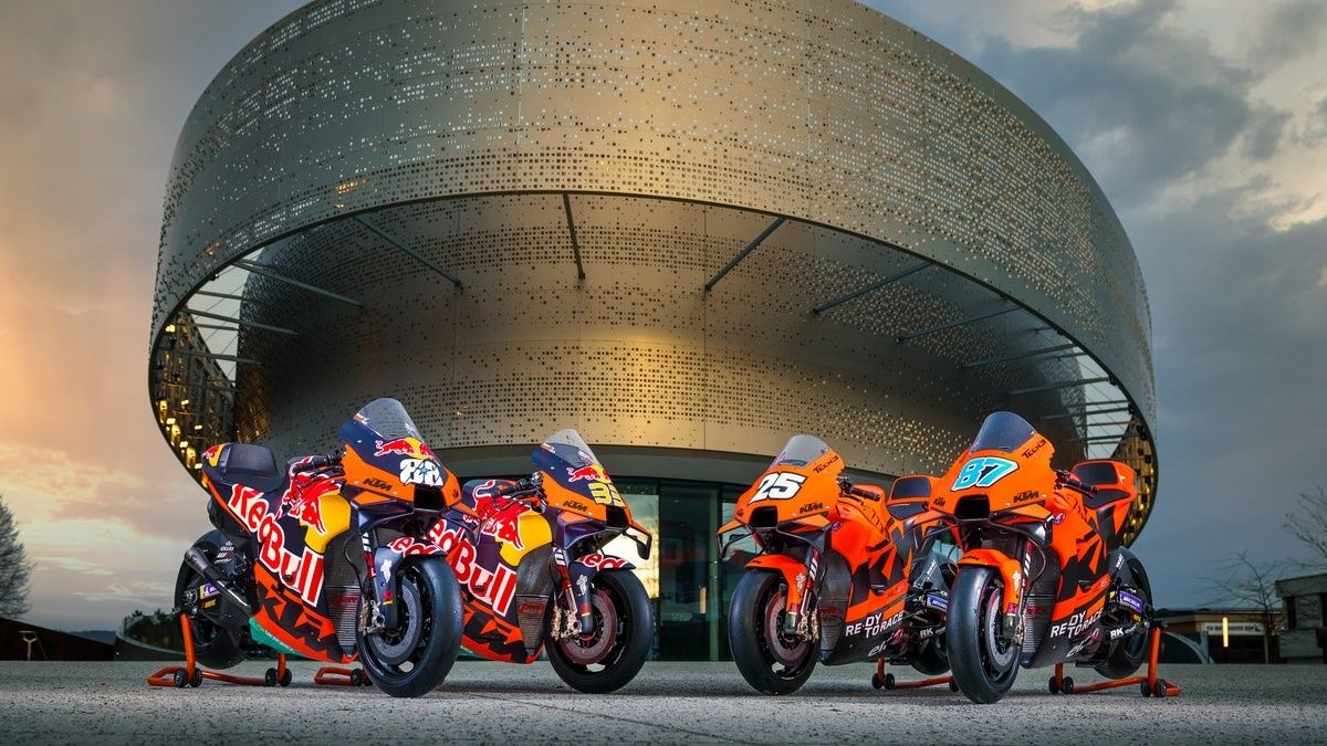 KTM RC16 MotoGP 2022 Red Bull y Tech 3 07
