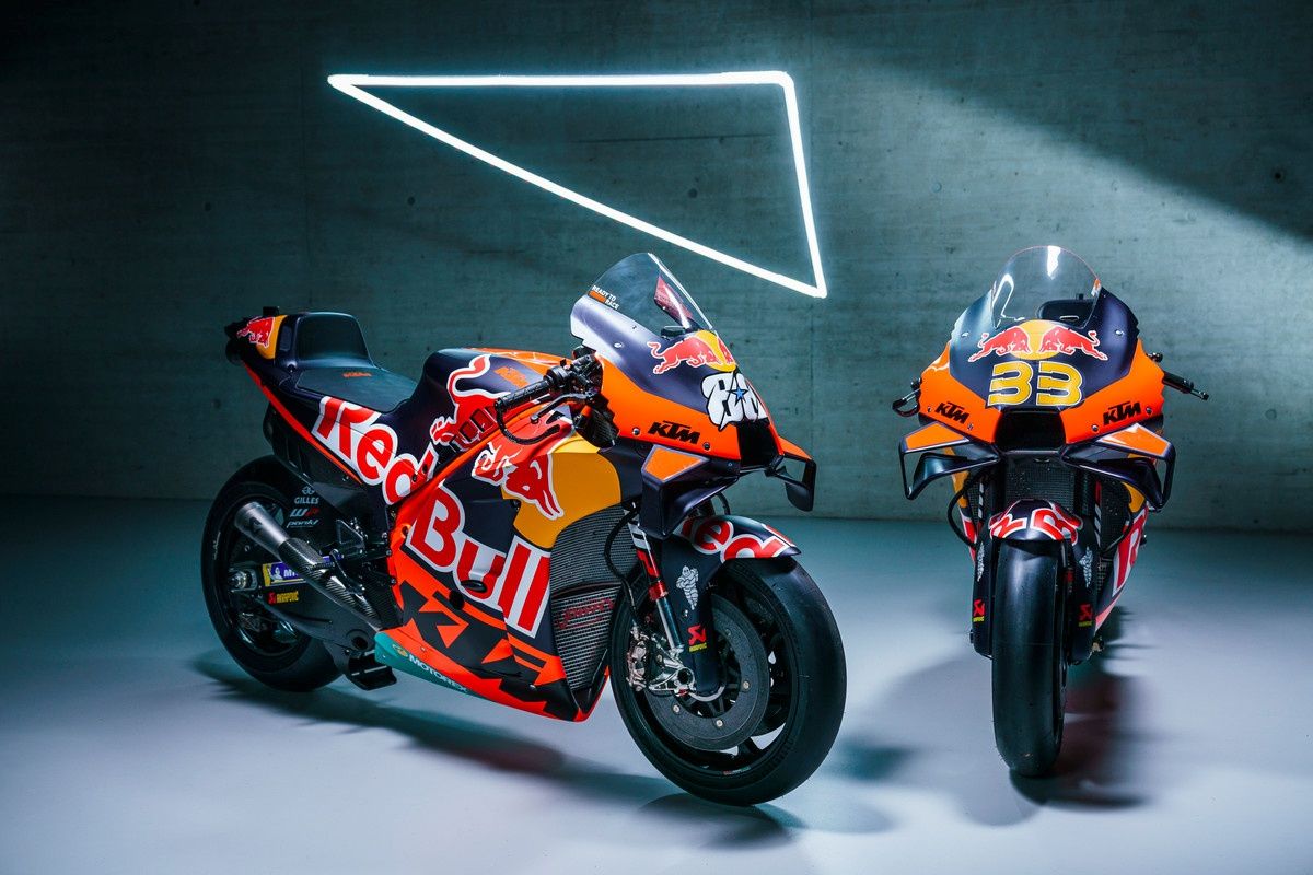 KTM RC16 Factory Red Bull MotoGP 2022 Brad Binder Miguel Oliveira 95