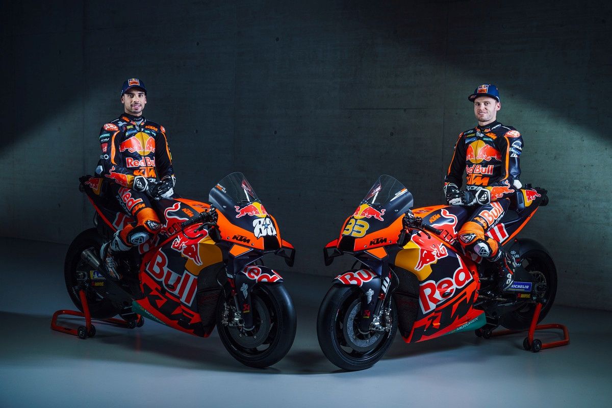 KTM RC16 Factory Red Bull MotoGP 2022 Brad Binder Miguel Oliveira 97