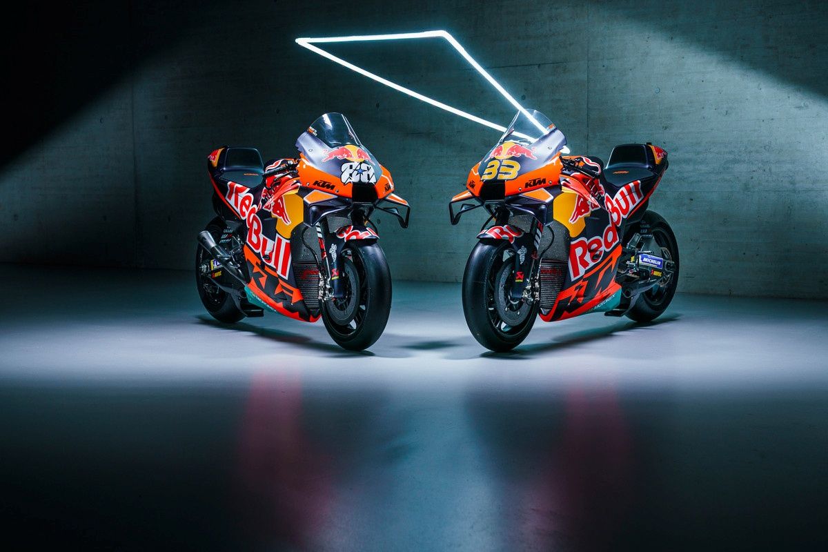 KTM RC16 Factory Red Bull MotoGP 2022 Brad Binder Miguel Oliveira 99