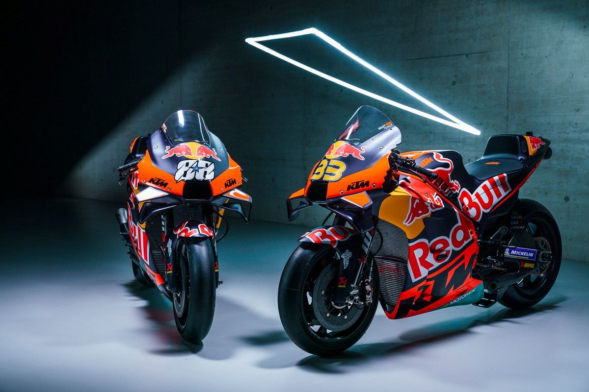 KTM RC16 Factory Red Bull MotoGP 2022 Brad Binder Miguel Oliveira 100